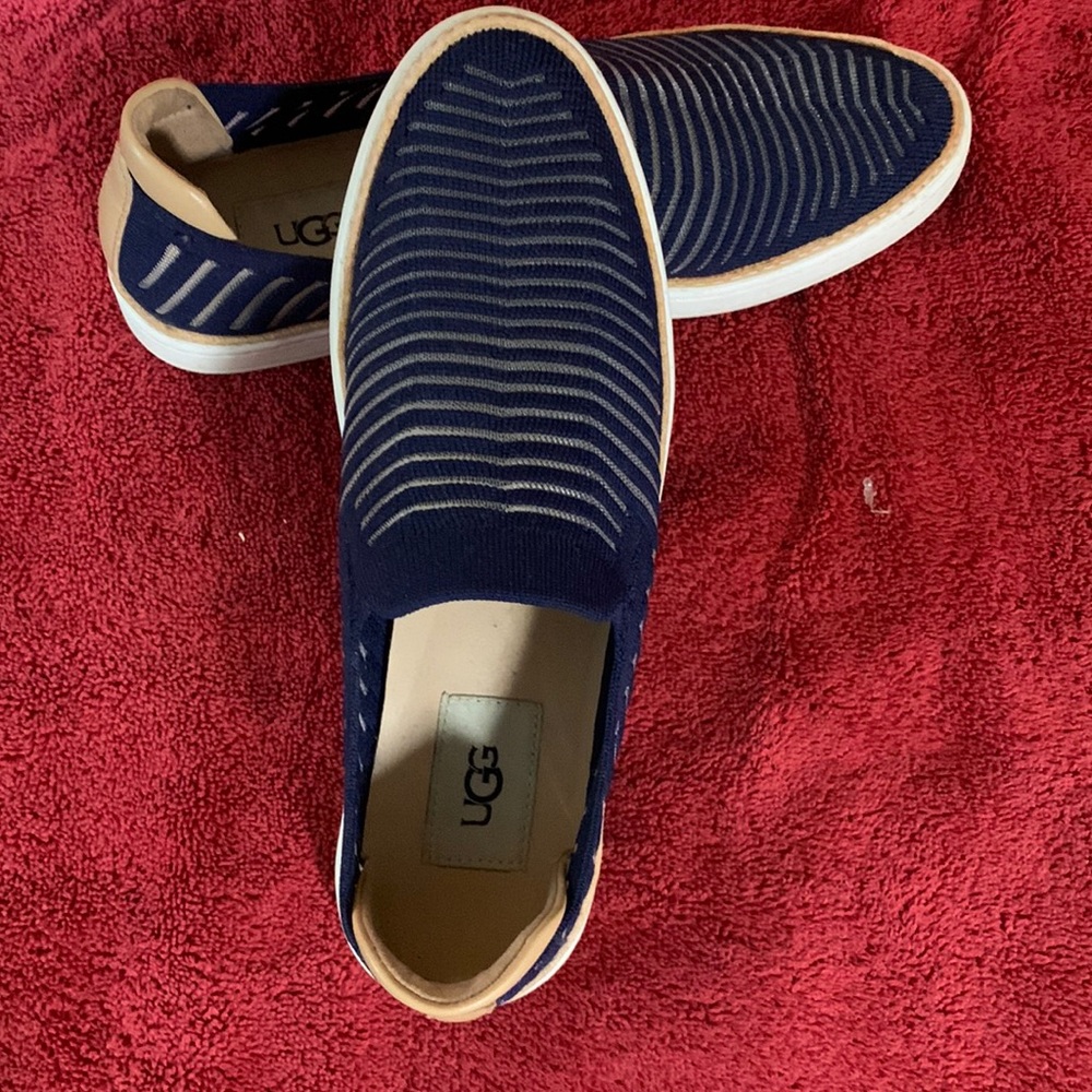 Navy shoes. Never worn. Very comfortable